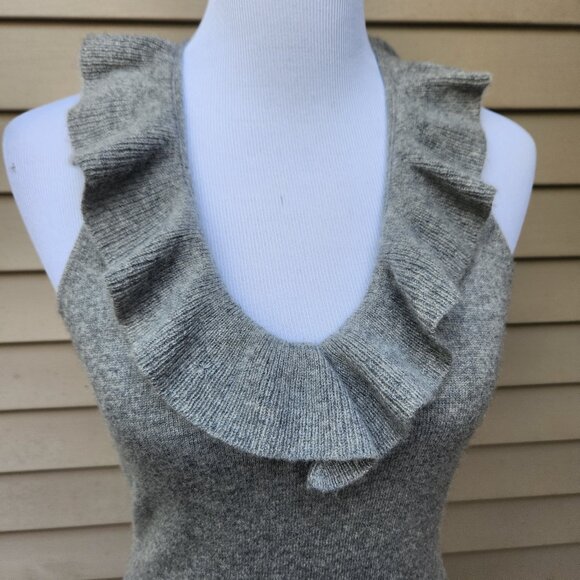 Ann Taylor Gray Cashmere Knit Blouse Scoop Ruffle Neck Sleeveless 145892 - Picture 4 of 11